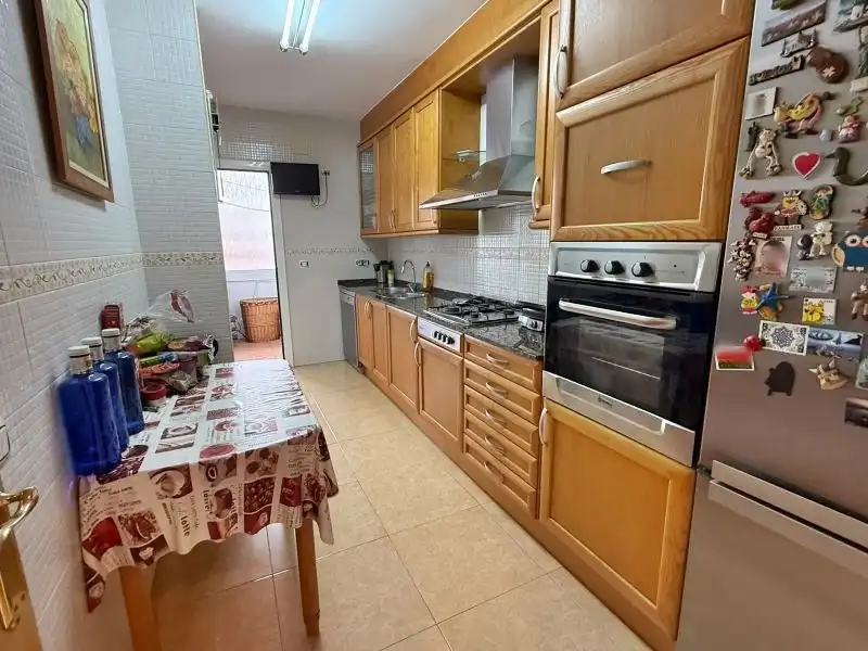 Cuina de Pis en venda en Sant Vicenç Dels Horts, Barcelona