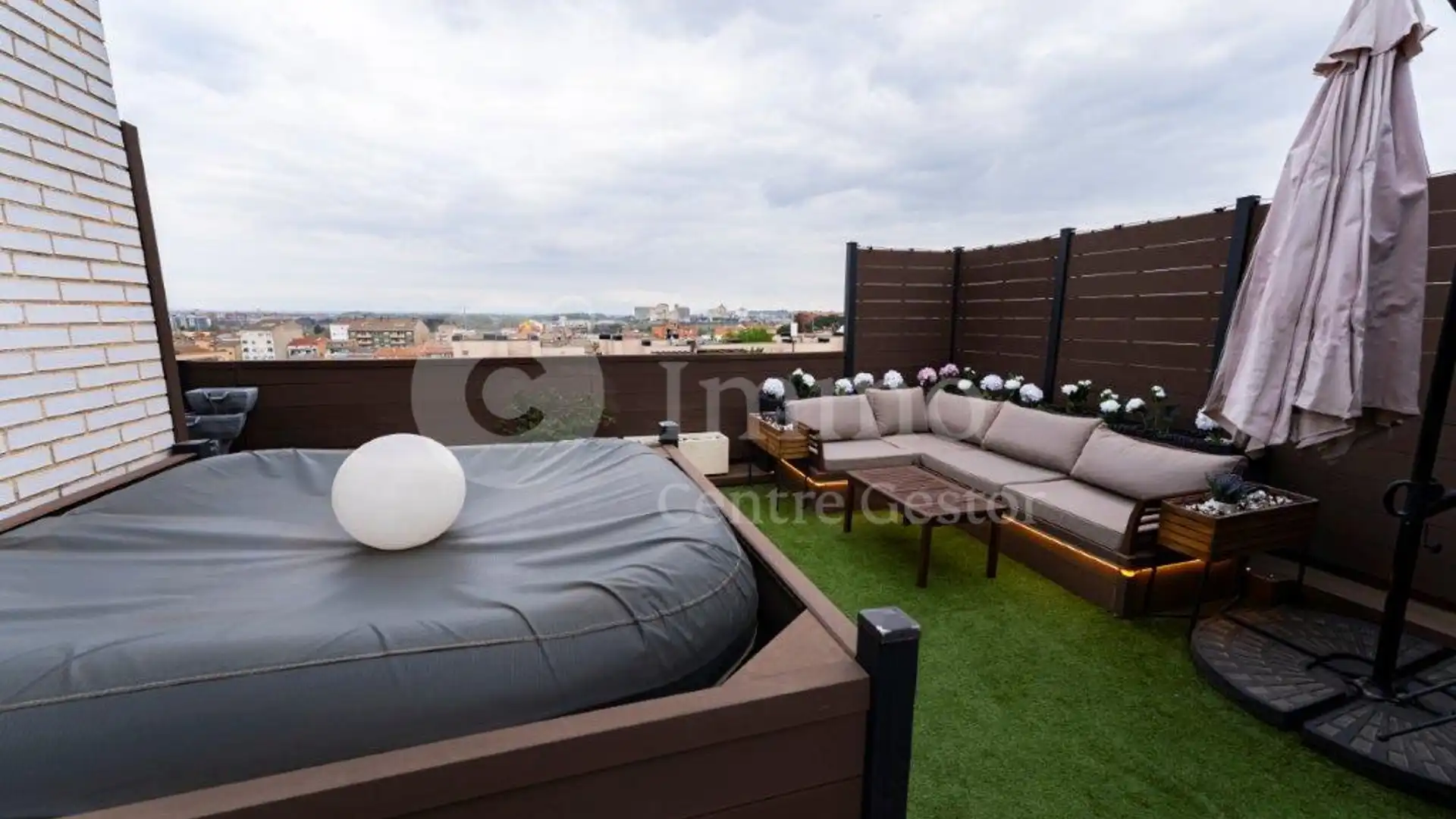 Ático en venta en Avinguda de Miquel Batllori, La Bordeta