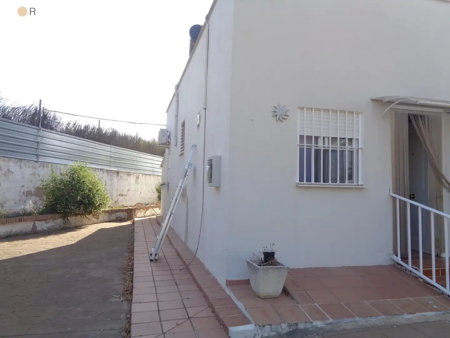 Vista exterior de Casa o xalet de lloguer en Córdoba amb Aire condicionat, Calefacció i Jardí privat