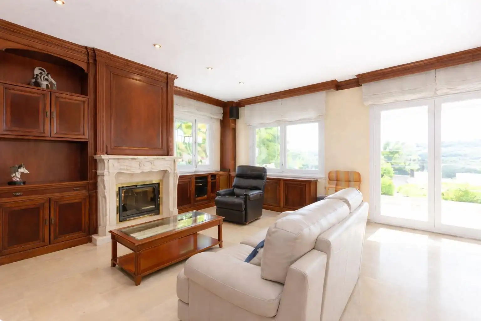 Sala de estar de Casa o chalet en venta en Argentona con Aire acondicionado, Calefacción y Jardín privado