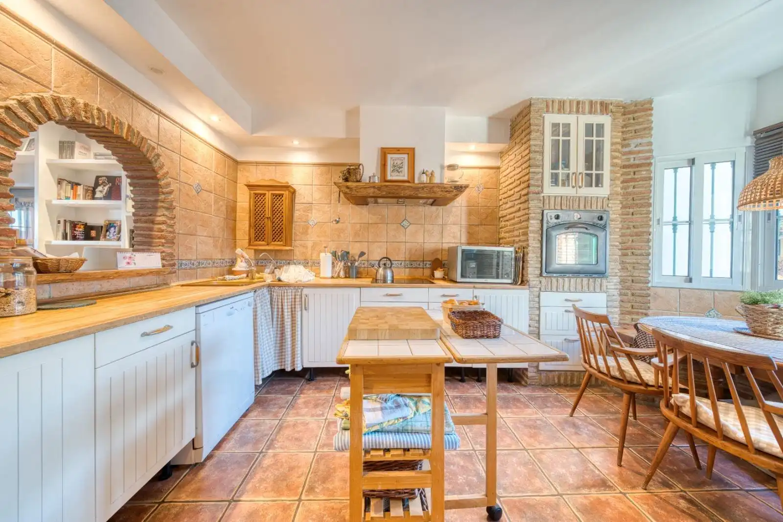 Cocina de Casa o chalet en venta en Fuengirola con Aire acondicionado, Calefacción y Terraza