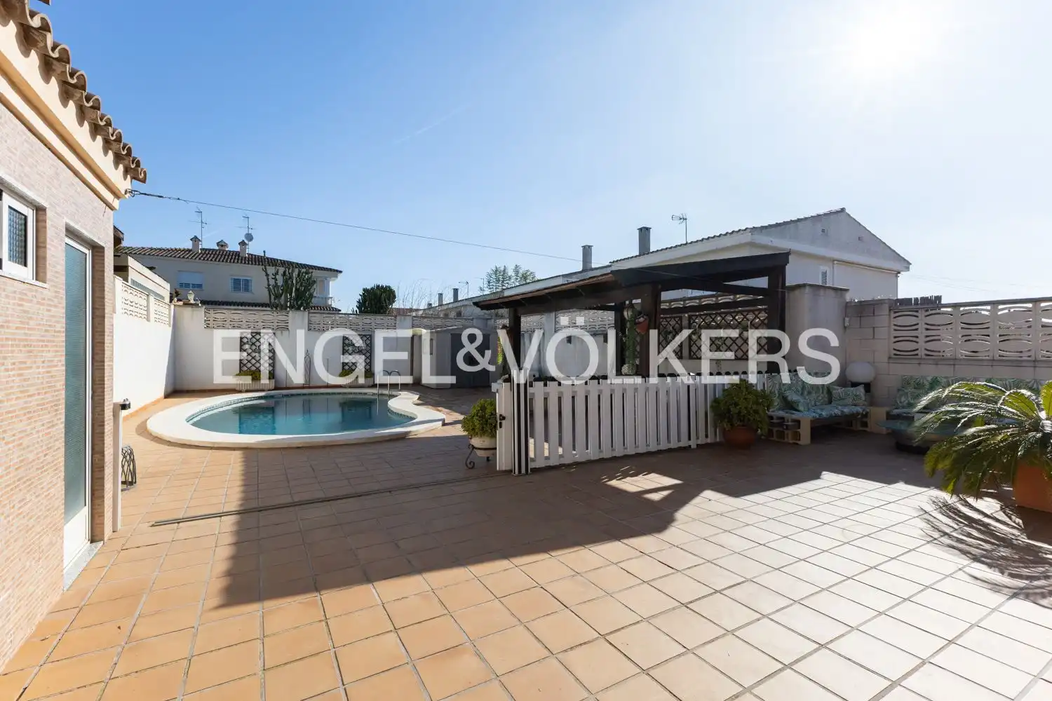 Piscina de Casa o chalet de alquiler en Benicasim / Benicàssim con Aire acondicionado, Calefacción y Jardín privado
