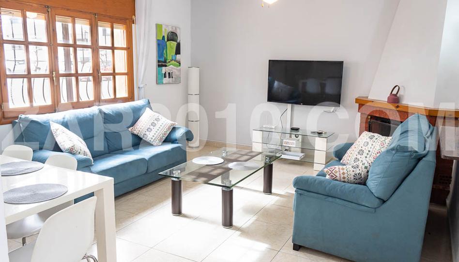 Foto 1 de Casa adosada en venta en Las Escobetas, Almería