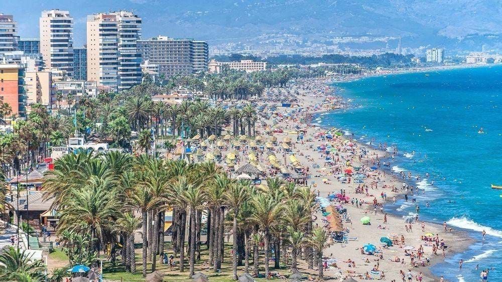 Vista exterior de Oficina de lloguer en Torremolinos amb Aire condicionat