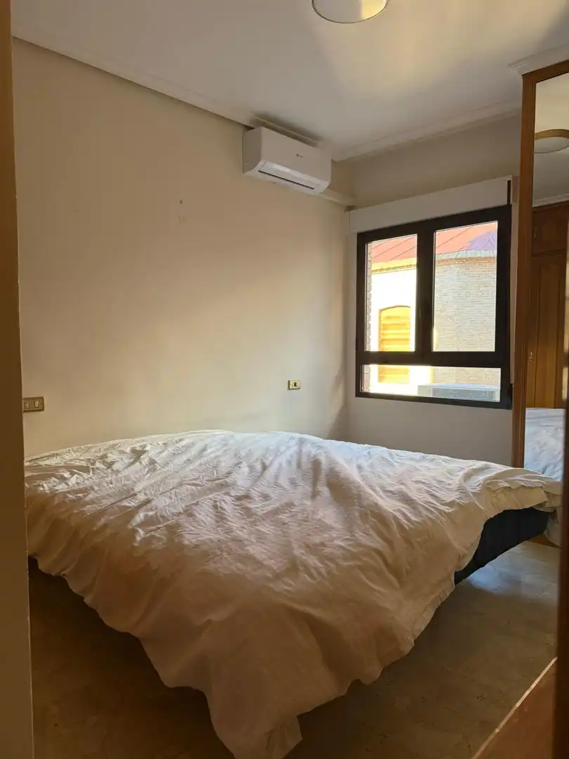 Dormitori de Pis de lloguer en Murcia amb Aire condicionat i Calefacció