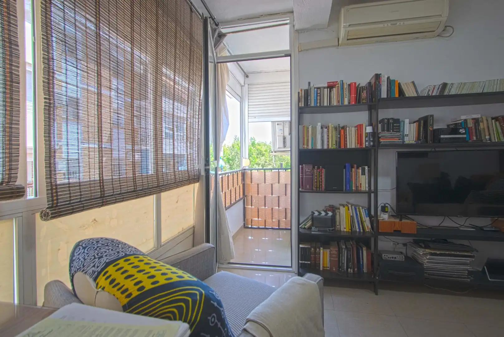 Balcony of Flat for sale in Sevilla  with Air Conditioner and Terrace