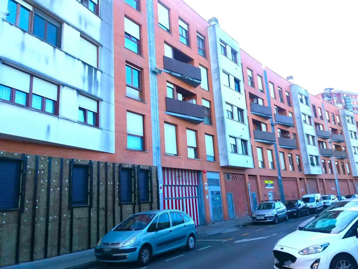 Exterior view of Garage for sale in Erandio