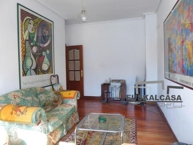 Living room of Flat for sale in Bilbao   with Heating