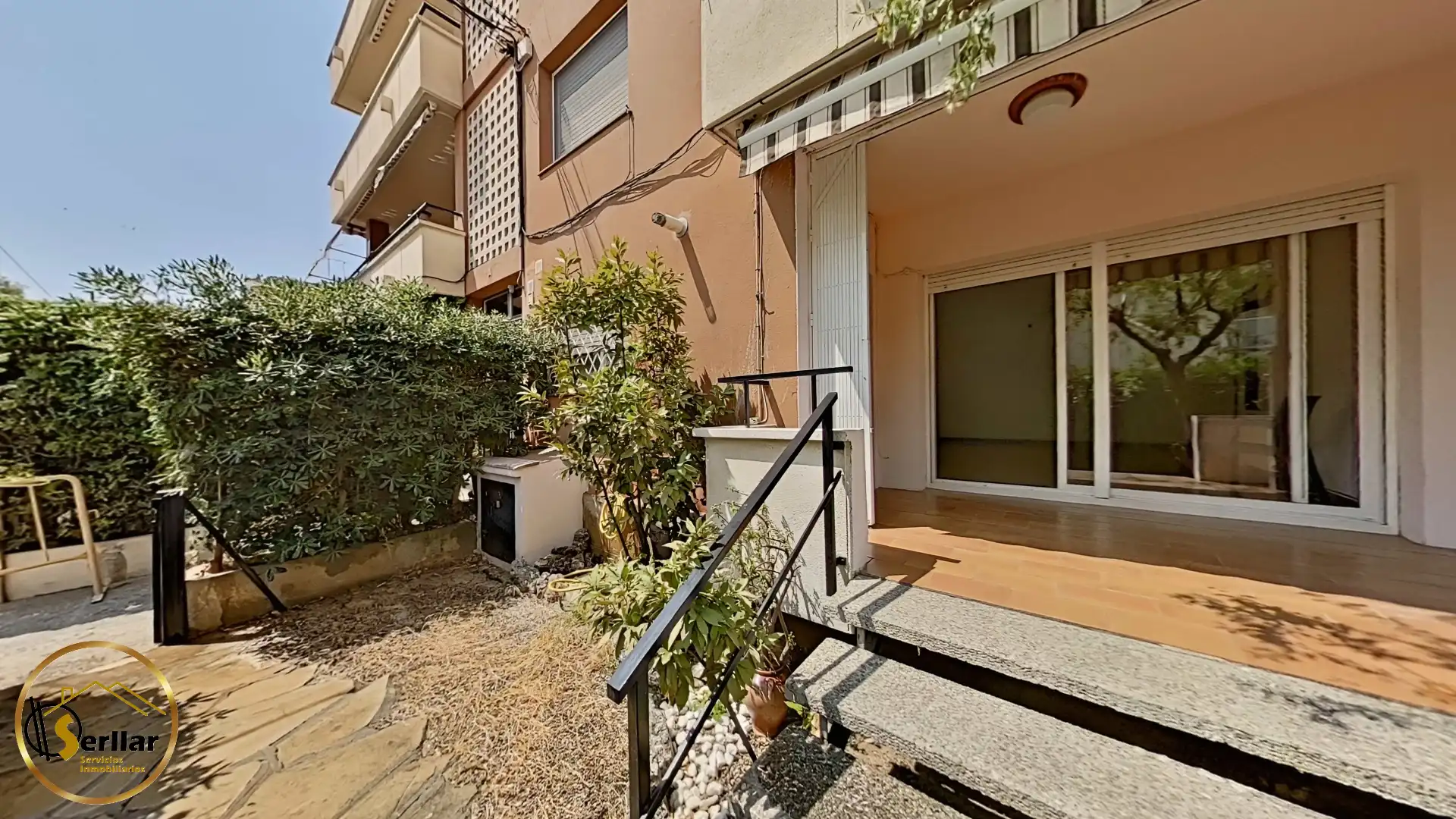 Terrasse von Erdgeschoss zum Verkauf in Calafell mit Heizung, Privatgarten und Terrasse