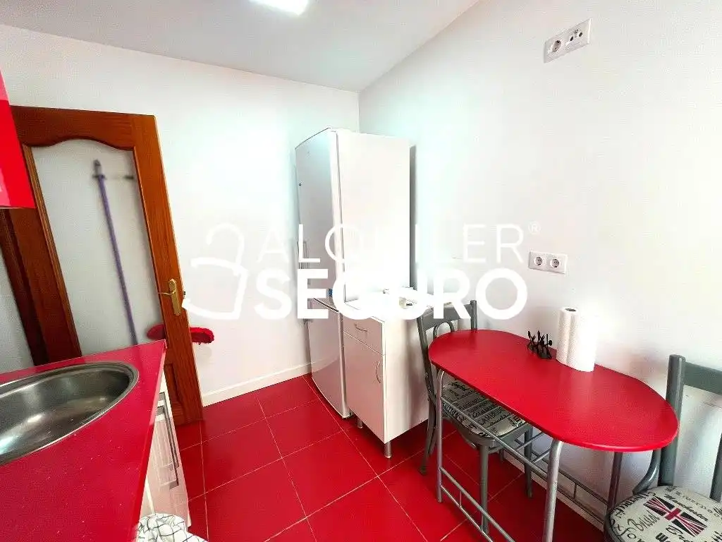 Küche von Wohnung zur Miete in Madrid mit Klimaanlage, Heizung und Terrasse