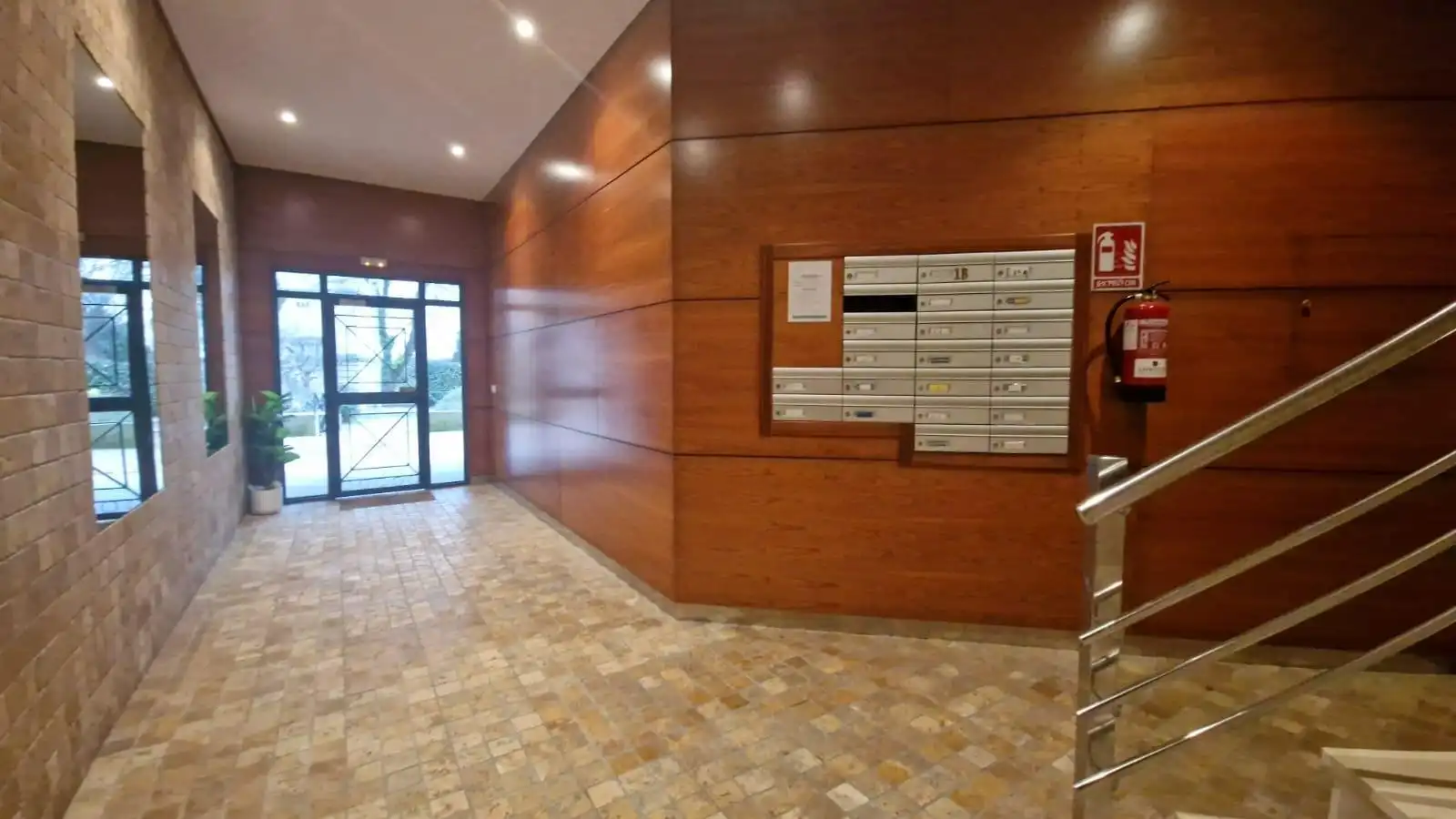 Flat with terrace for sale in RAMON PEINADOR, imagen 4