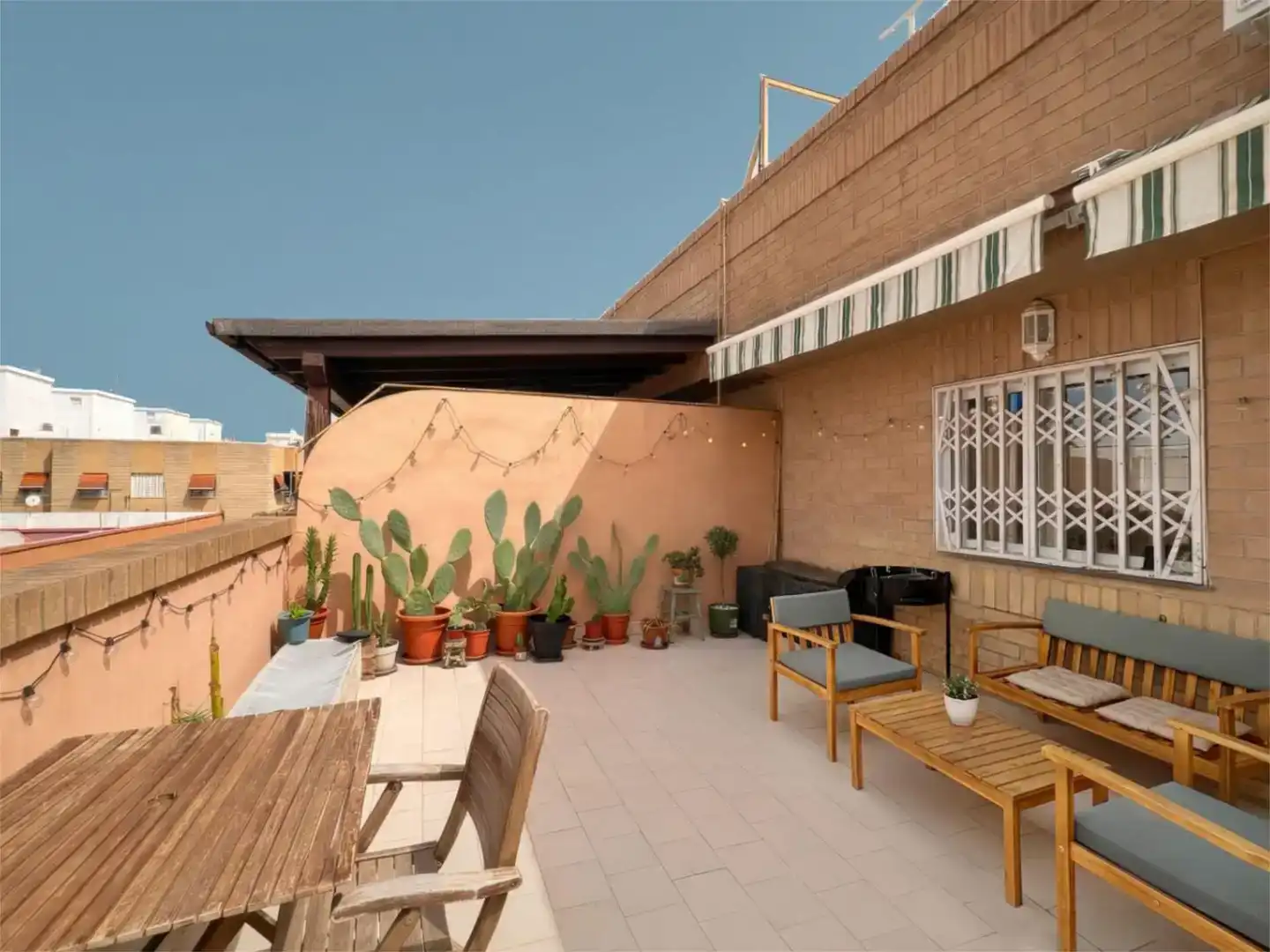 Terraza de Ático en venta en Paterna con Aire acondicionado