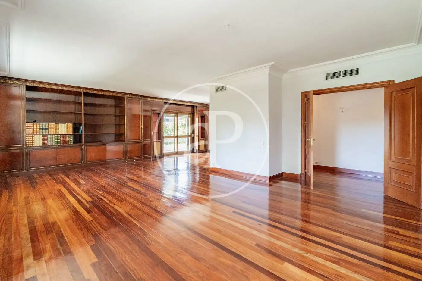 Sala de estar de Piso de alquiler en Madrid con Aire acondicionado, Calefacción y Jardín privado