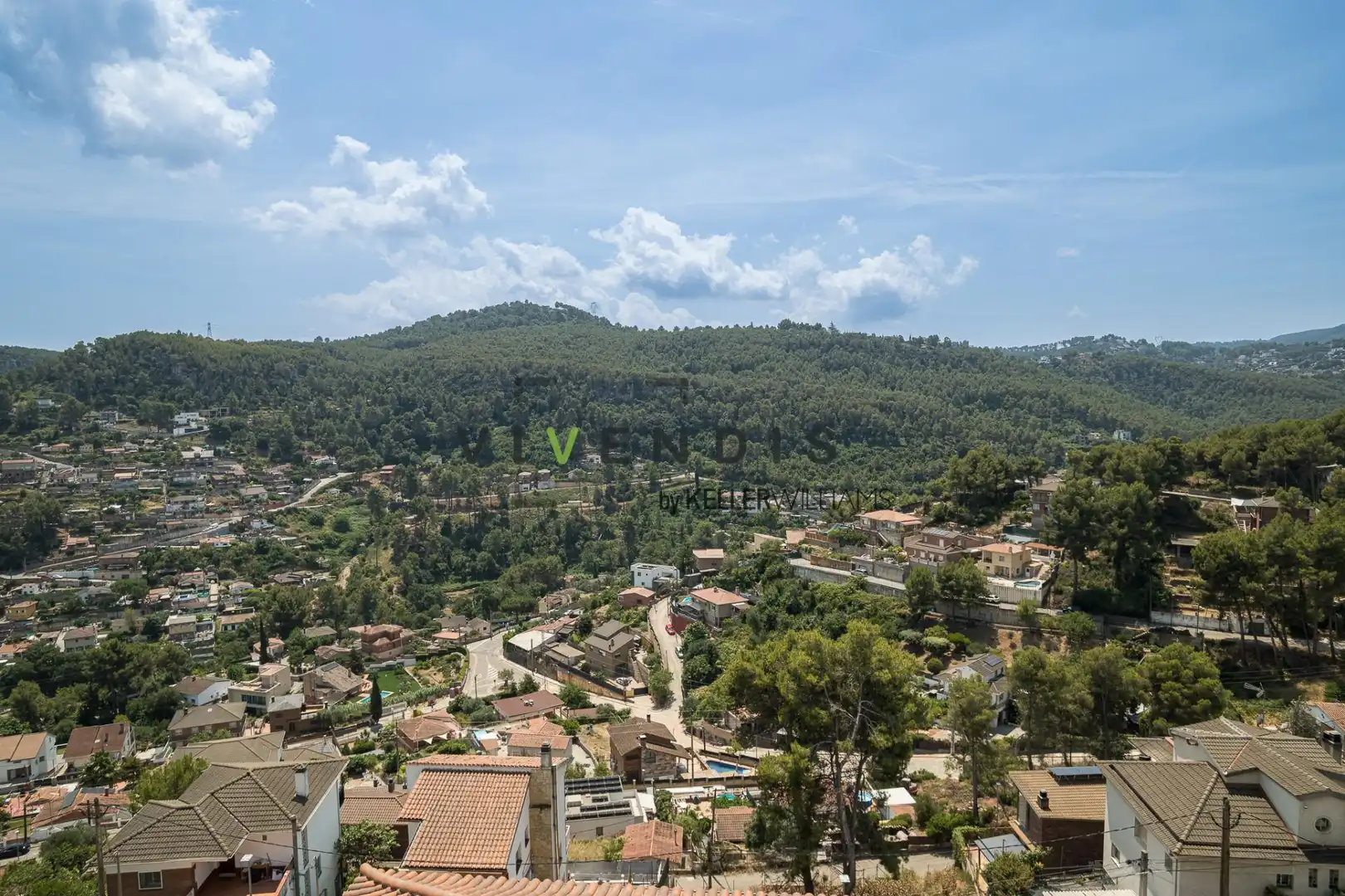 Vista exterior de Casa o xalet en venda en Corbera de Llobregat