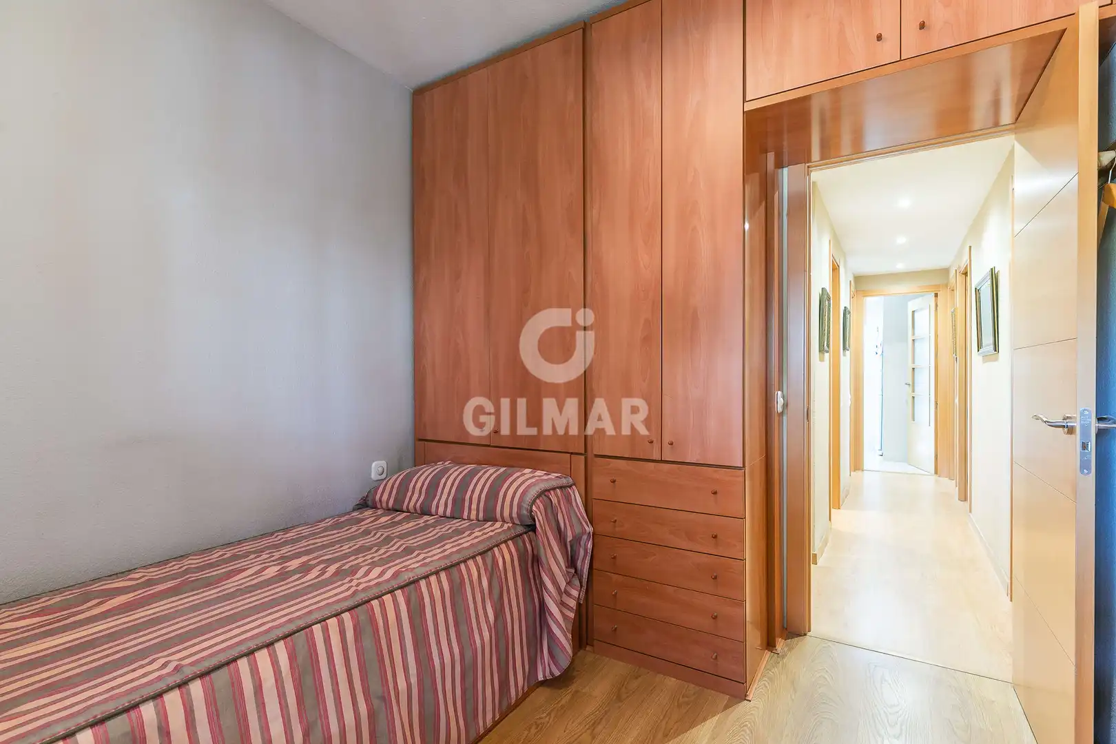 Habitación de Piso en venta en Madrid con Calefacción, Jardín privado y Piscina