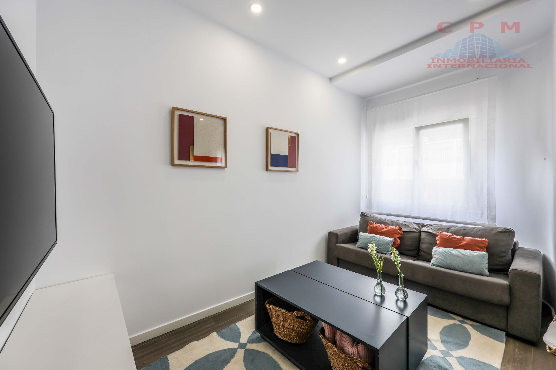 Living room of Flat to rent in  Madrid Capital  with Air Conditioner, Heating and Furnished