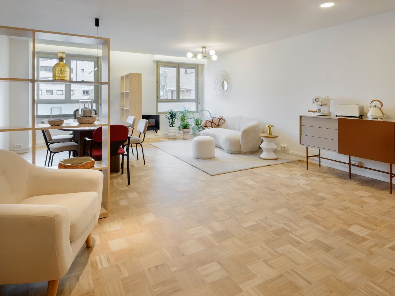 Sala d'estar de Oficina en venda en  Pamplona / Iruña amb Moblat