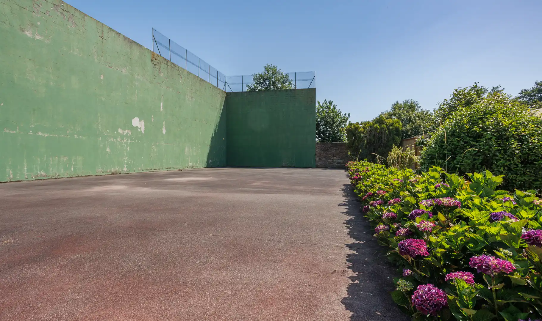 Parking de Finca rústica en venta en Cospeito con Piscina