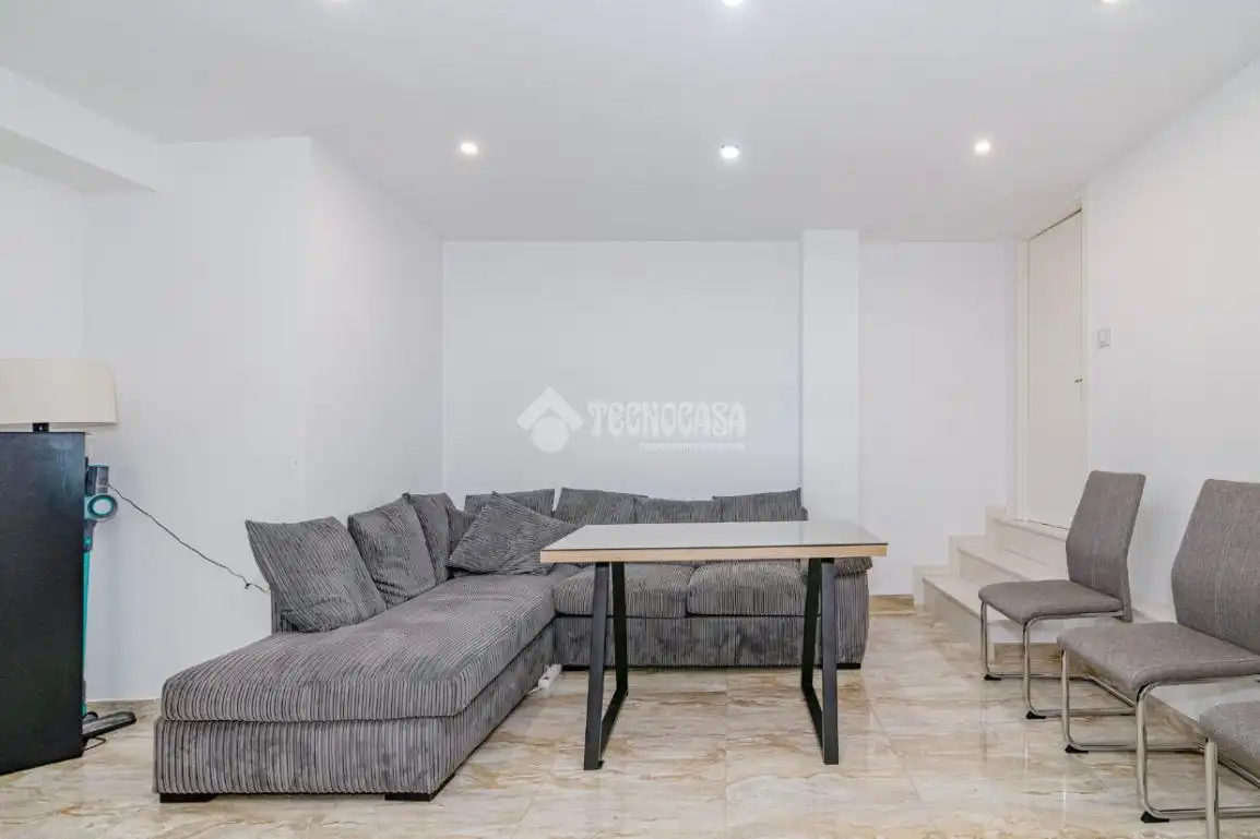 Flat for sale in Lucena  with Air Conditioner