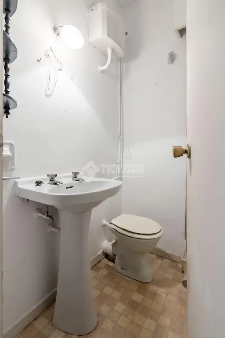 Badezimmer von Wohnung zum Verkauf in Madrid mit Klimaanlage