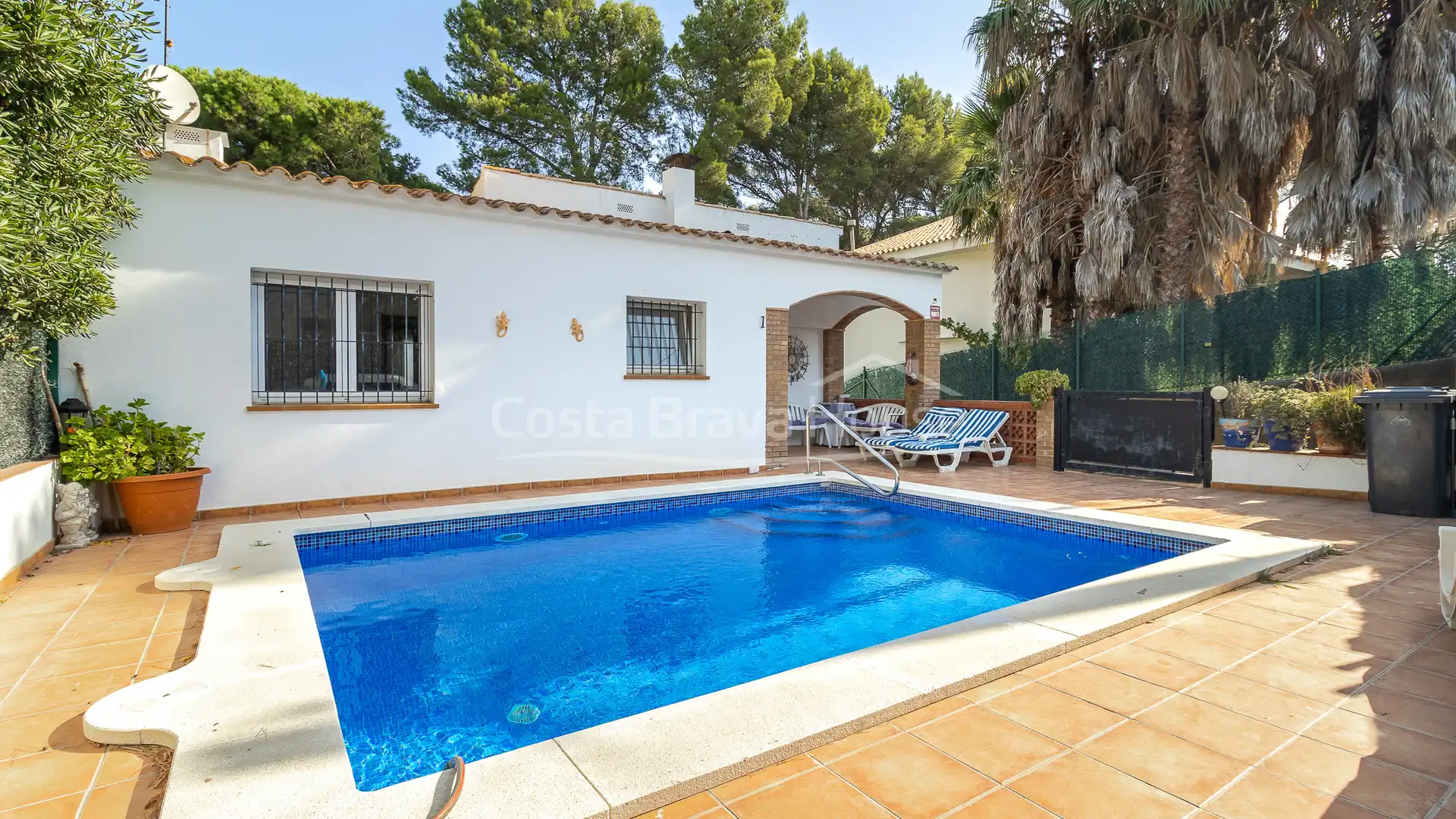 Casa con terrazza in vendita a Carrer de la Mostela