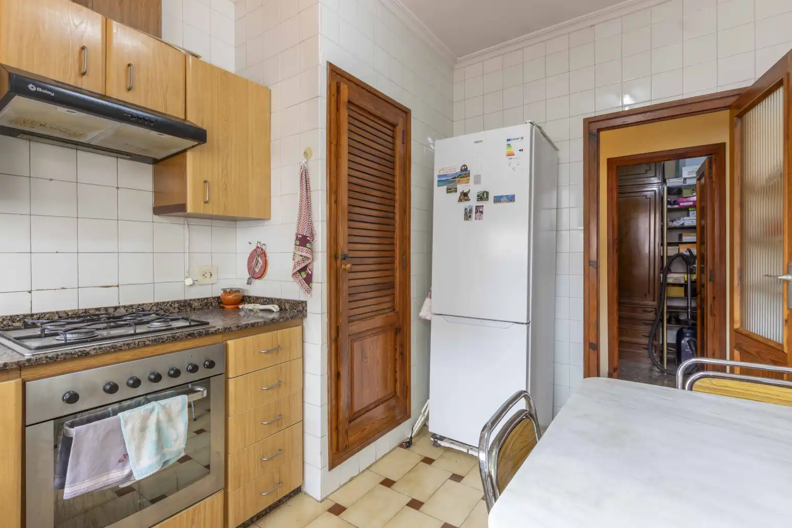 Cocina de Piso en venta en Alfara del Patriarca con Terraza y Balcón