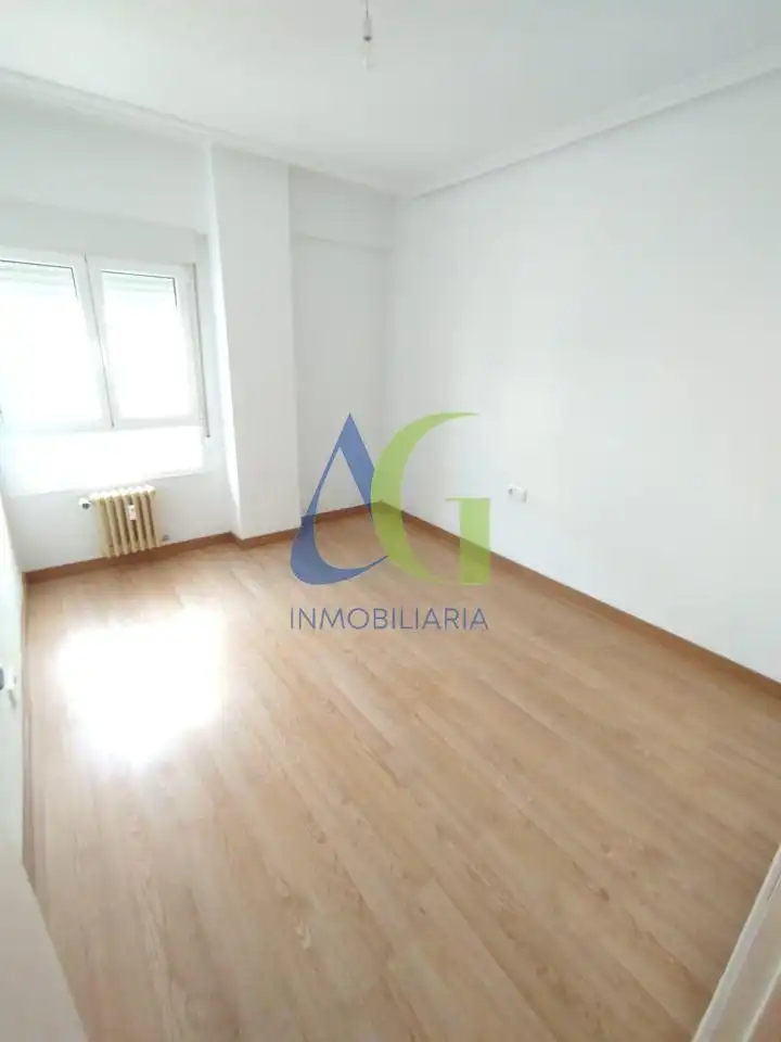 Wohnung zum Verkauf in León Capital  mit Heizung, Parkett und Terrasse