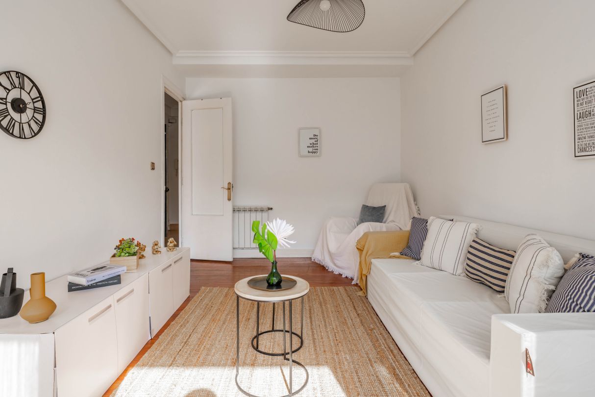 Living room of Flat for sale in Donostia - San Sebastián   with Heating, Terrace and Balcony
