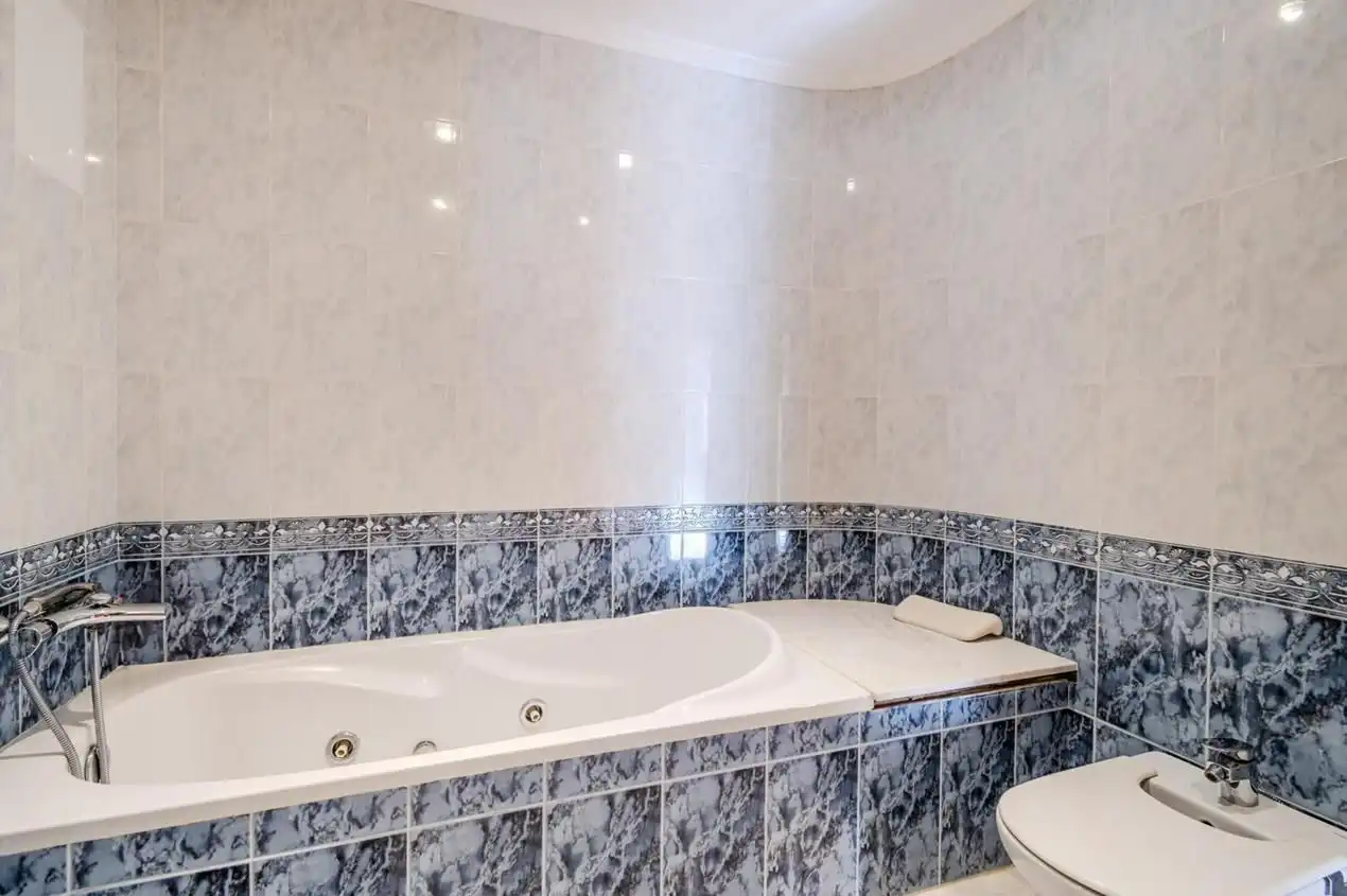 Baño de Casa adosada en venta en Celrà