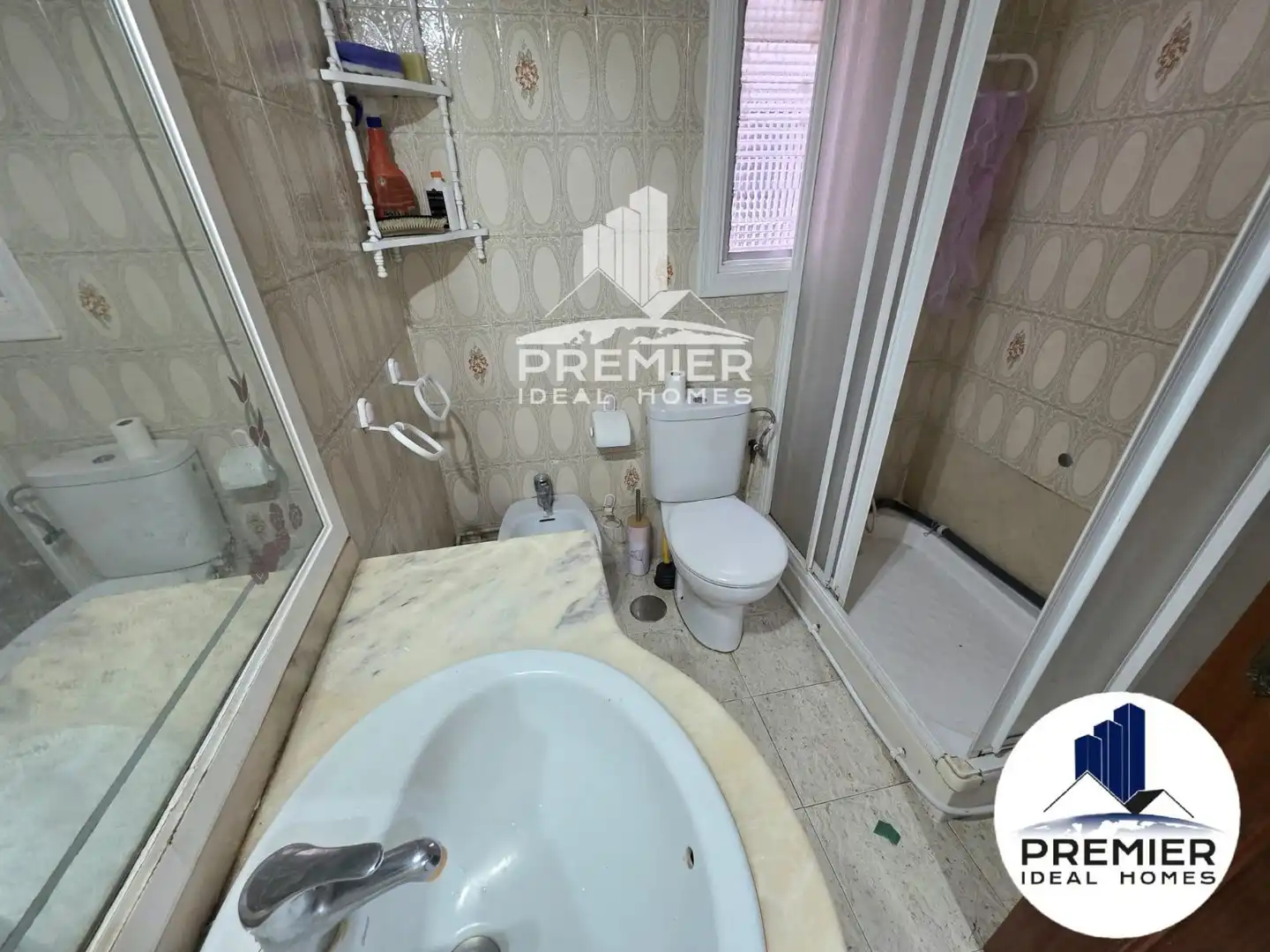 Baño de Piso en venta en Elda con Terraza