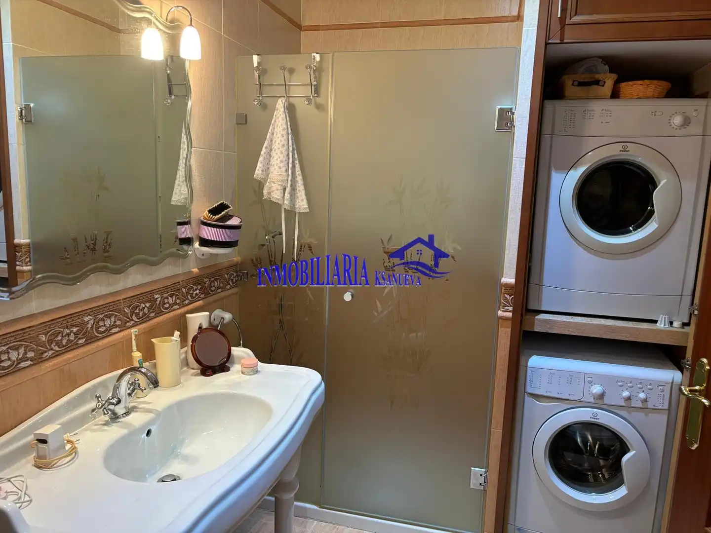 Bathroom of Houses for sale in Córdoba  with Air Conditioner, Heating and Terrace
