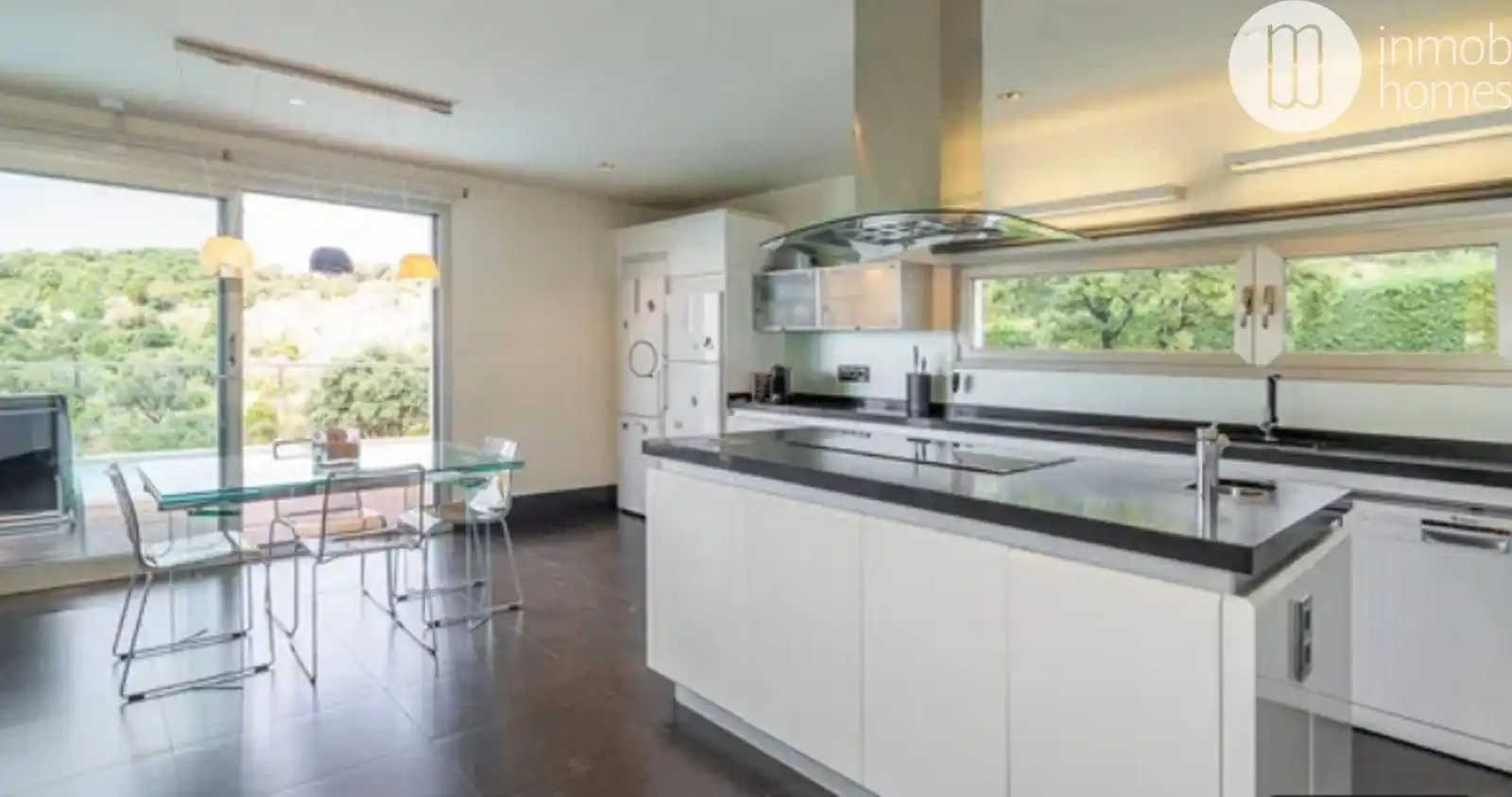 Cocina de Casa o chalet en venta en Las Rozas de Madrid con Aire acondicionado, Calefacción y Jardín privado