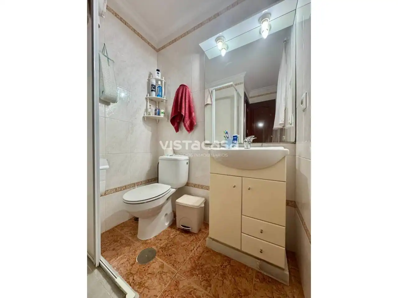Baño de Finca rústica en venta en El Viso del Alcor con Aire acondicionado, Calefacción y Jardín privado