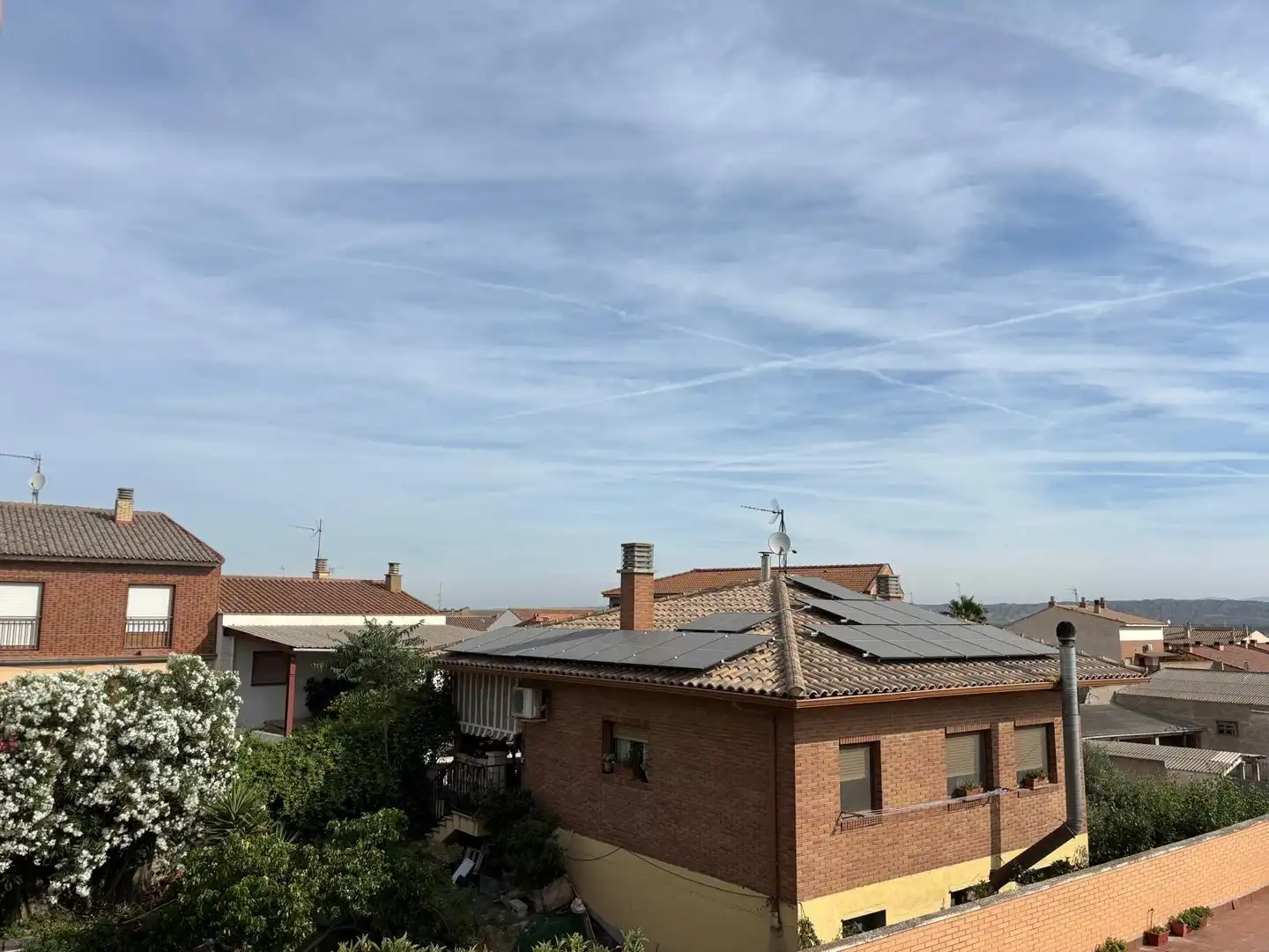 Vista exterior de Piso en venta en Fuentes de Ebro con Trastero