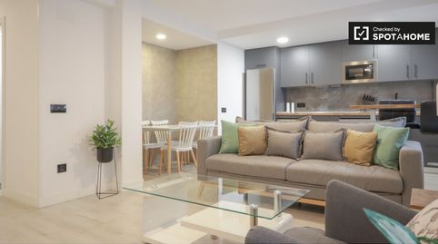 Foto 3 de Piso de alquiler en Pinar del Rey, Madrid Capital