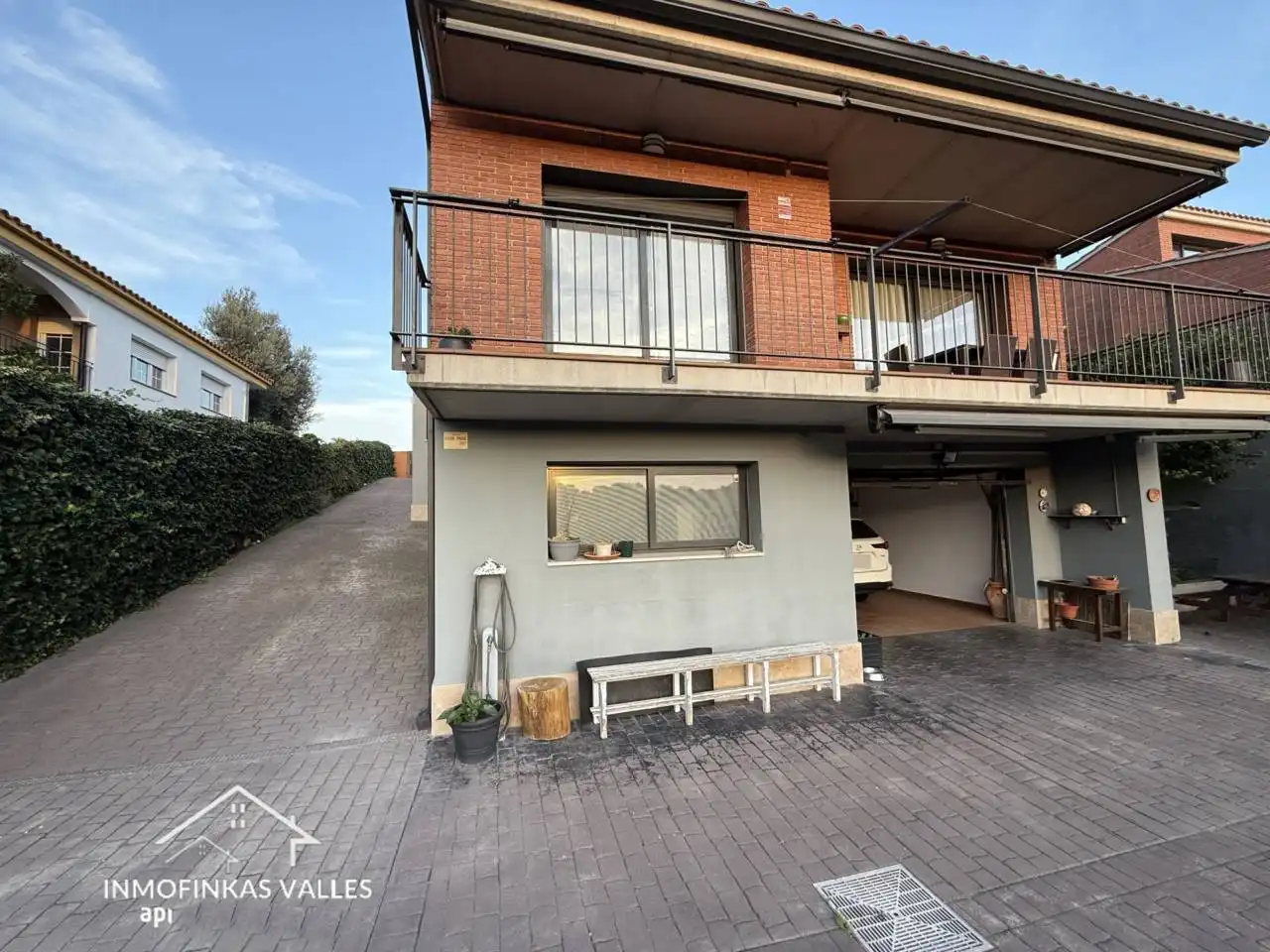 Vista exterior de Casa o xalet en venda en Caldes de Montbui amb Aire condicionat, Calefacció i Jardí privat