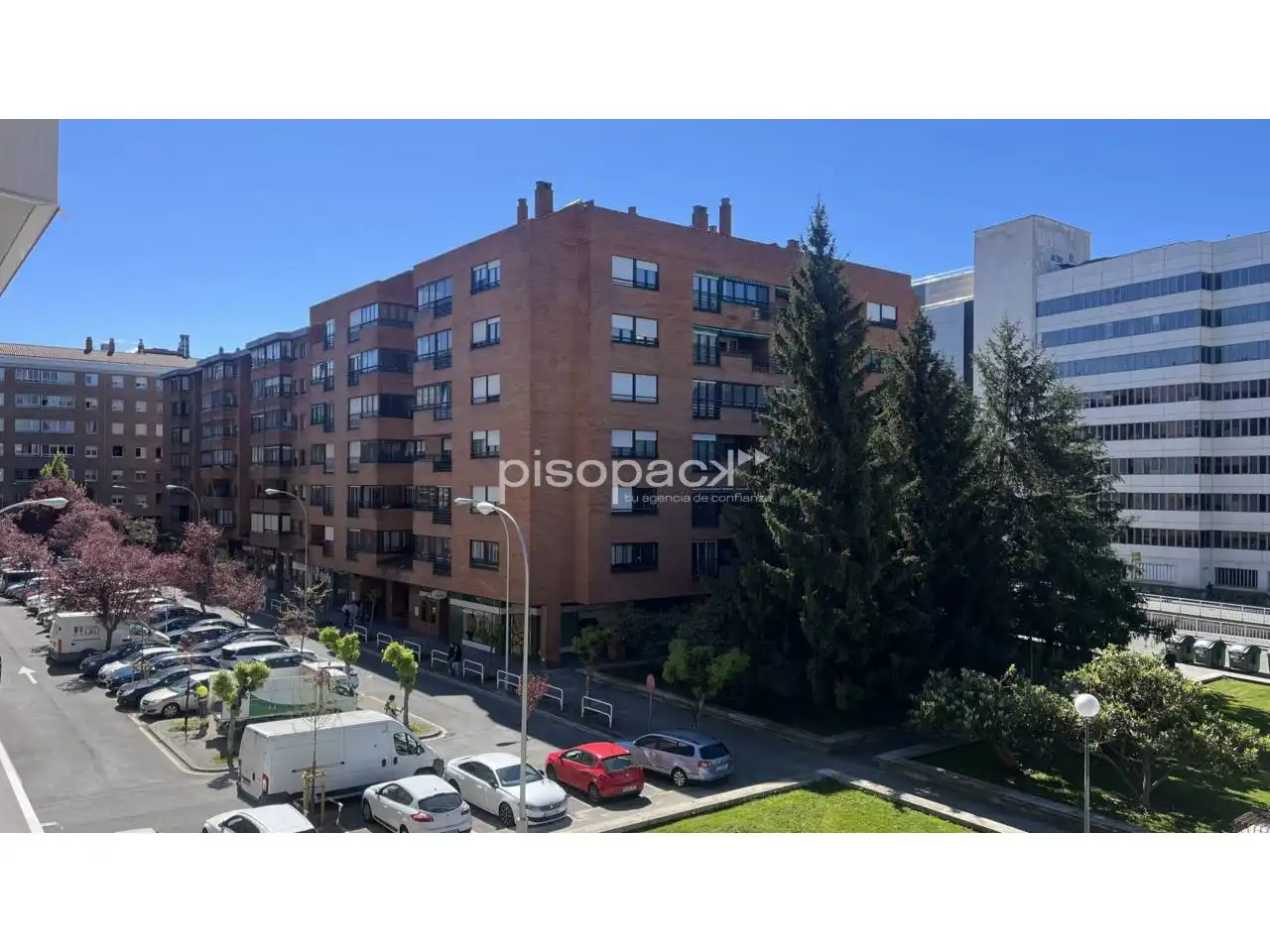 Exterior view of Flat for sale in  Pamplona / Iruña  with Heating, Terrace and Storage room