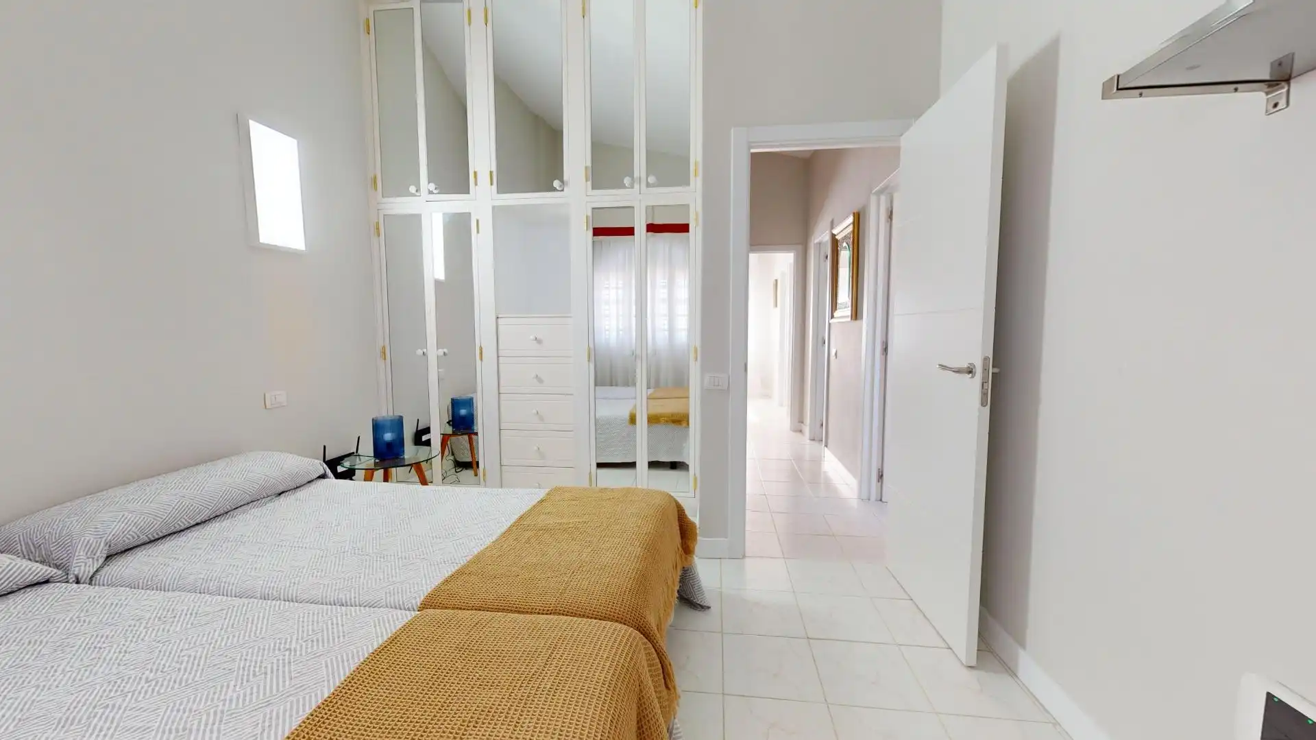 Dormitori de Casa o xalet en venda en Telde amb Jardí privat, Terrassa i Traster