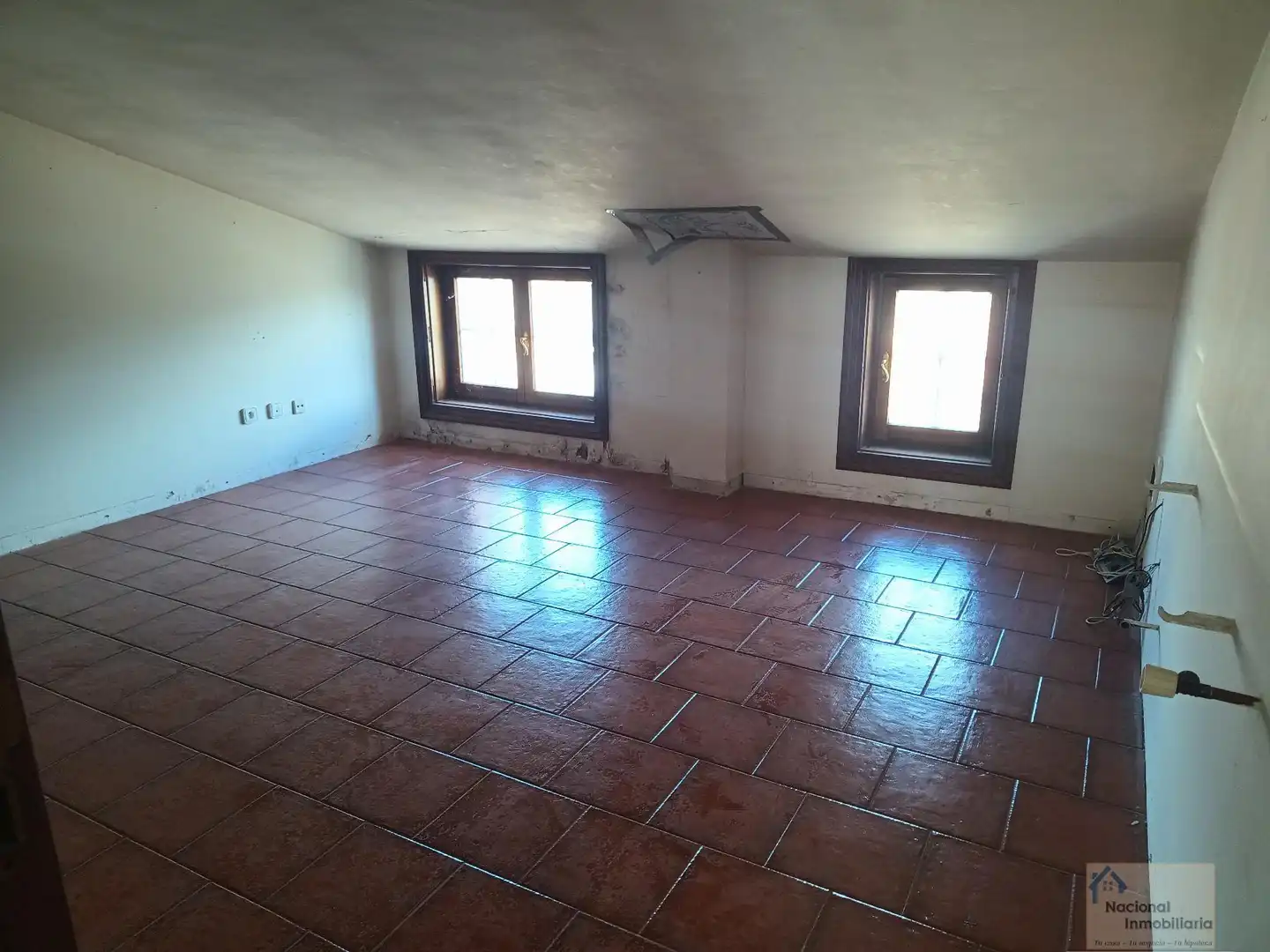 Detached homes for sale in Pesquera de Duero  with Terrace, Storage room and Swimming Pool
