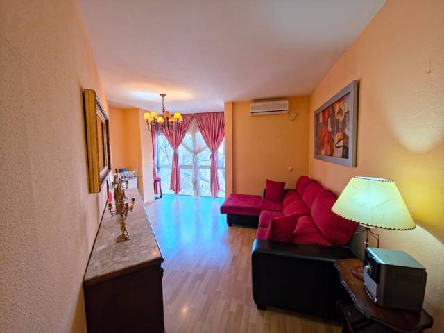 Piso en Venta en Calle de Pepe Isbert en Pueblo Nuevo