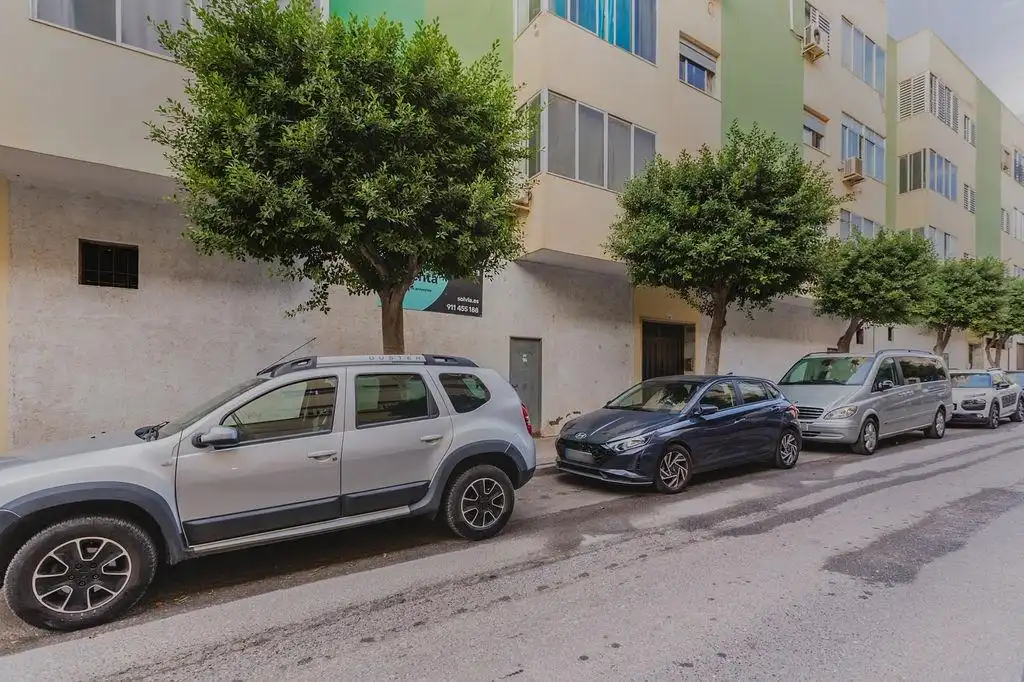 Local comercial en venda a El Ejido Ciudad
