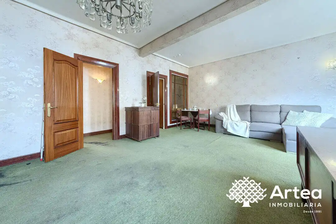 Living room of Flat for sale in Bilbao   with Heating