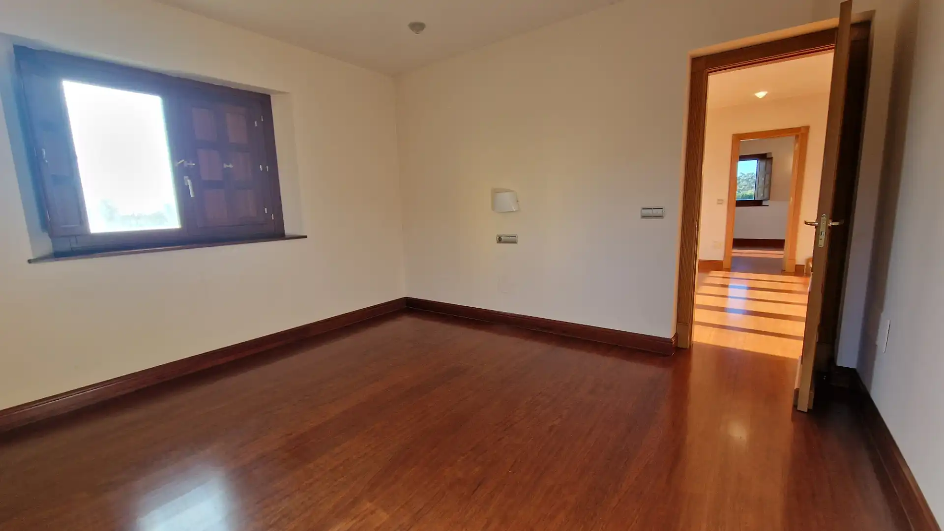 Casa o xalet en venda en Gijón  amb Calefacció, Jardí privat i Parquet