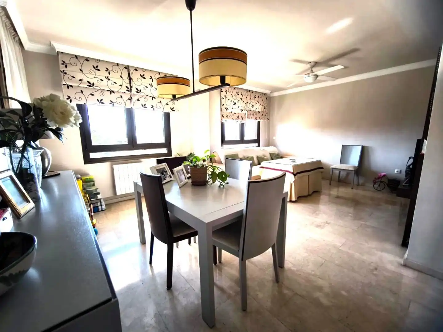 Dining room of Flat for sale in Beiro