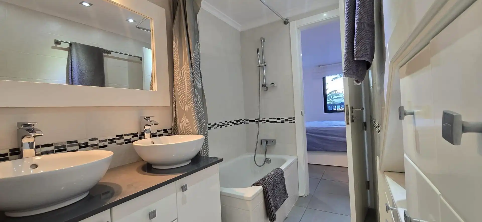 Badezimmer von Haus oder Chalet zur Miete in San Bartolomé de Tirajana mit Klimaanlage, Privatgarten und Terrasse