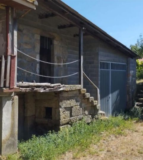 Foto 2 de Casa adosada en venta en Aldea Sandin, 7, Celanova, Ourense