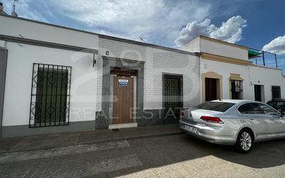 Exterior view of House or chalet for sale in Villafranca de los Barros