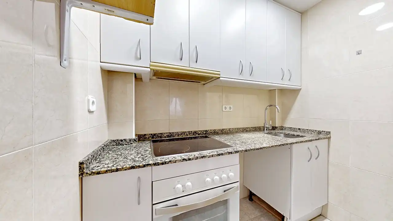 Cocina de Piso en venta en L'Hospitalet de Llobregat