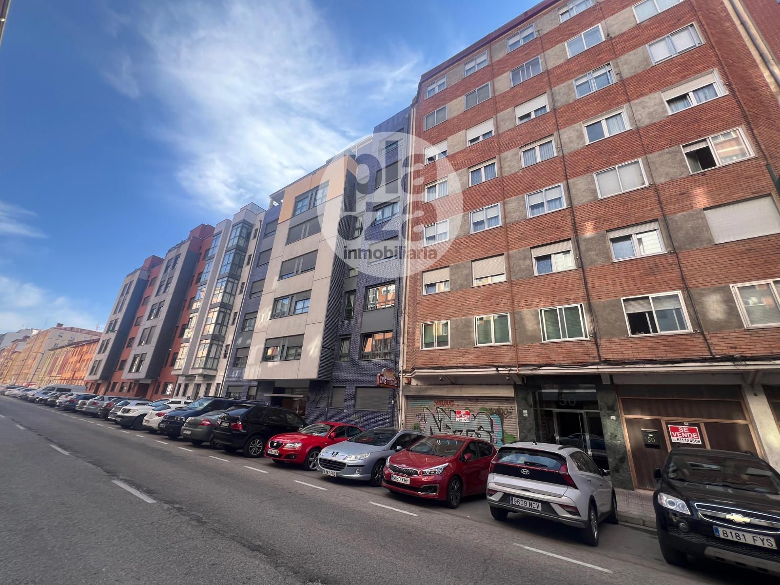 Vista exterior de Piso en venta en Burgos Capital con Calefacción y Amueblado