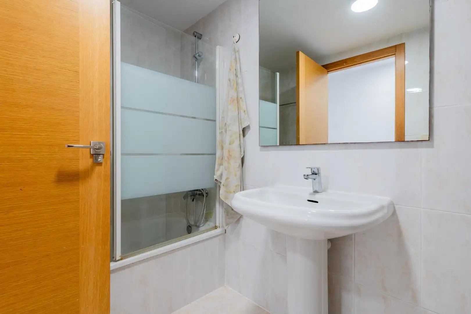 Bathroom of Apartments for sale in Puçol  with Terrace, Storage room and Community pool